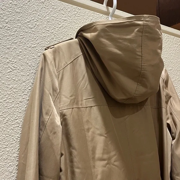 London Fog British Khaki Trench Coat - Picture 9 of 16